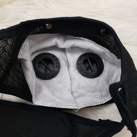 Double Valve Breathable Face Mask - Picture 6 of 10